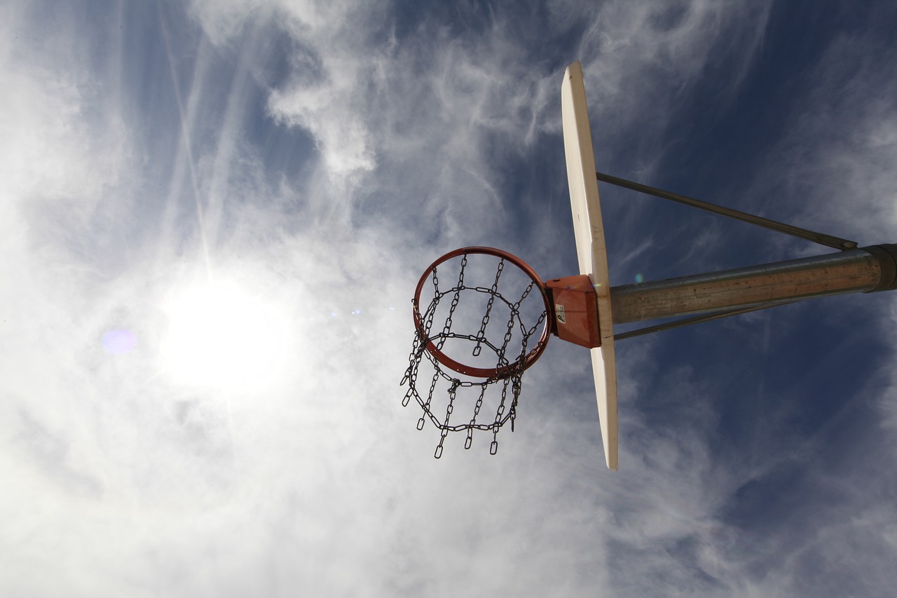 NBA直播湖人比赛，热血篮球盛宴开启！