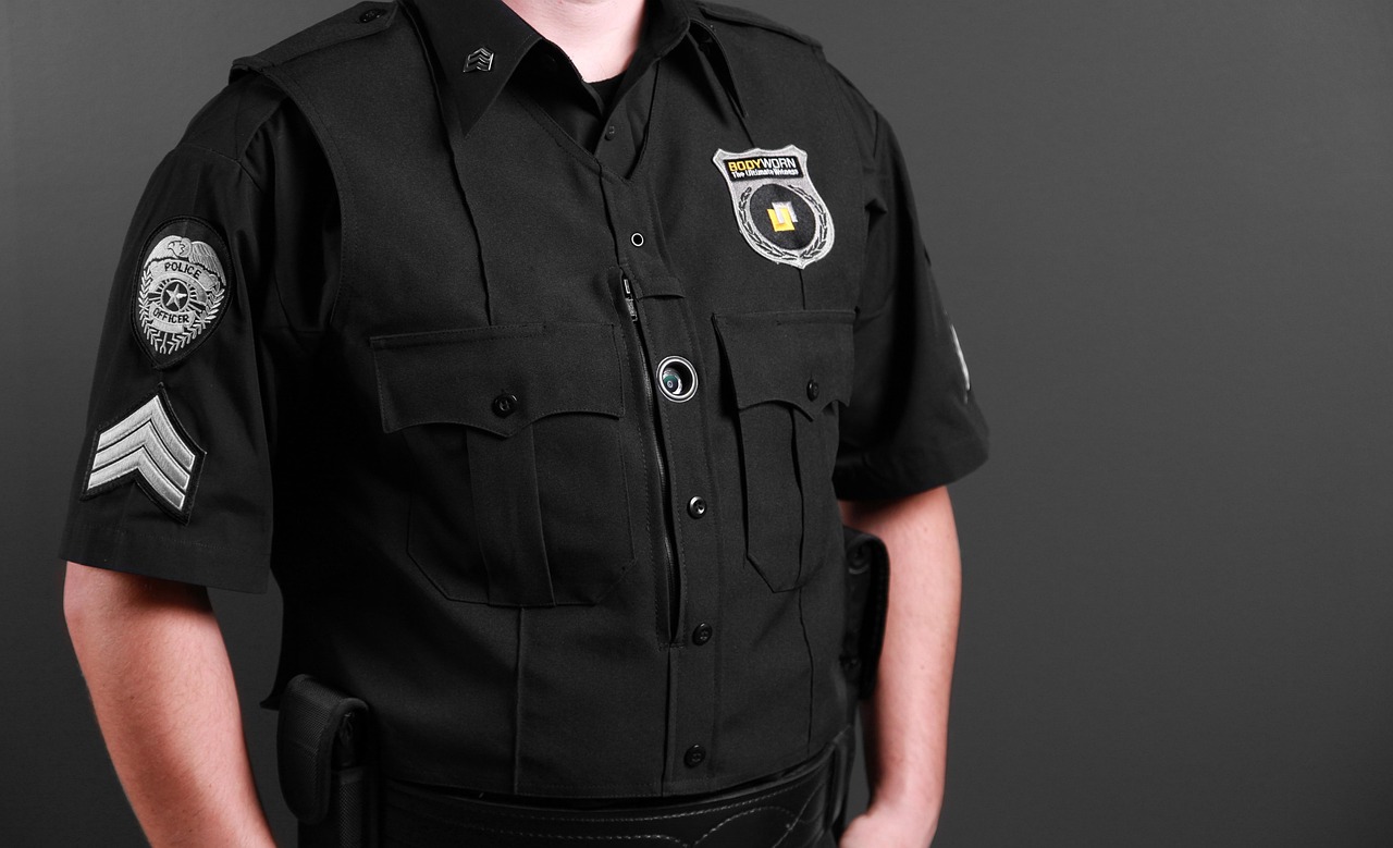 科技革新下的警用最新鞋，实战警务的完美结合之选