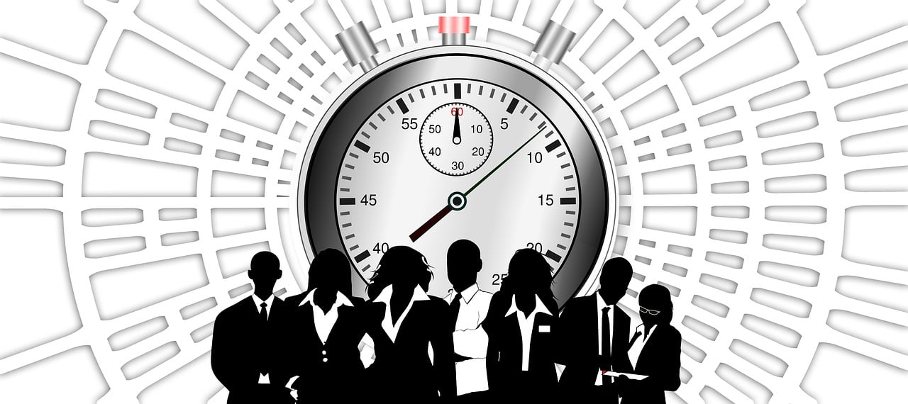 邹城通缉令，社会治安综合治理的紧迫任务与行动展开