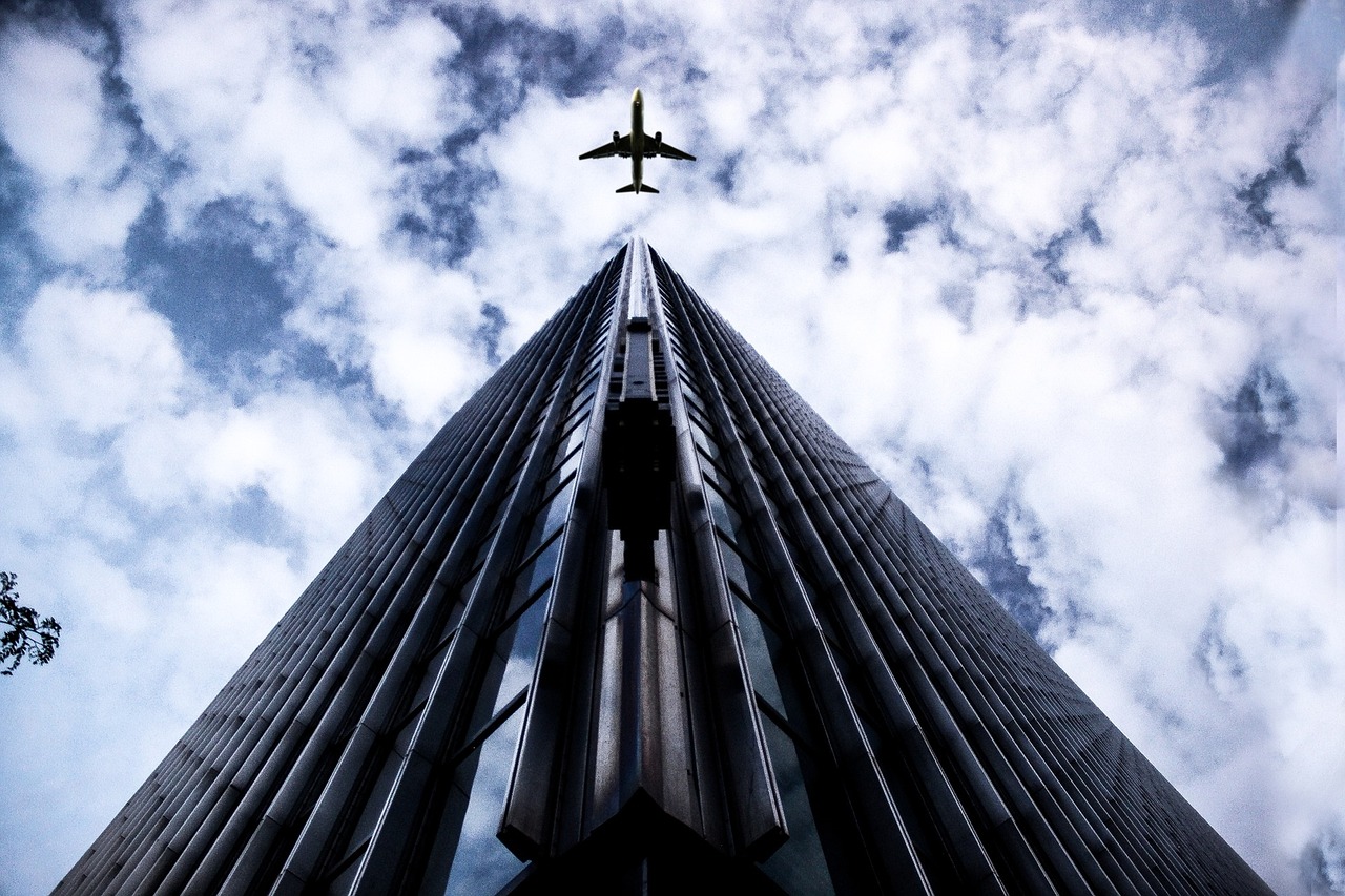 东方航空股票的投资价值深度解析