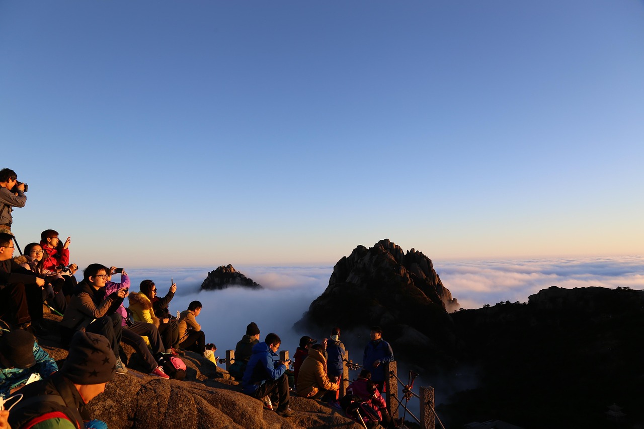 张家界天门山景区招聘精英，共创美好未来之旅
